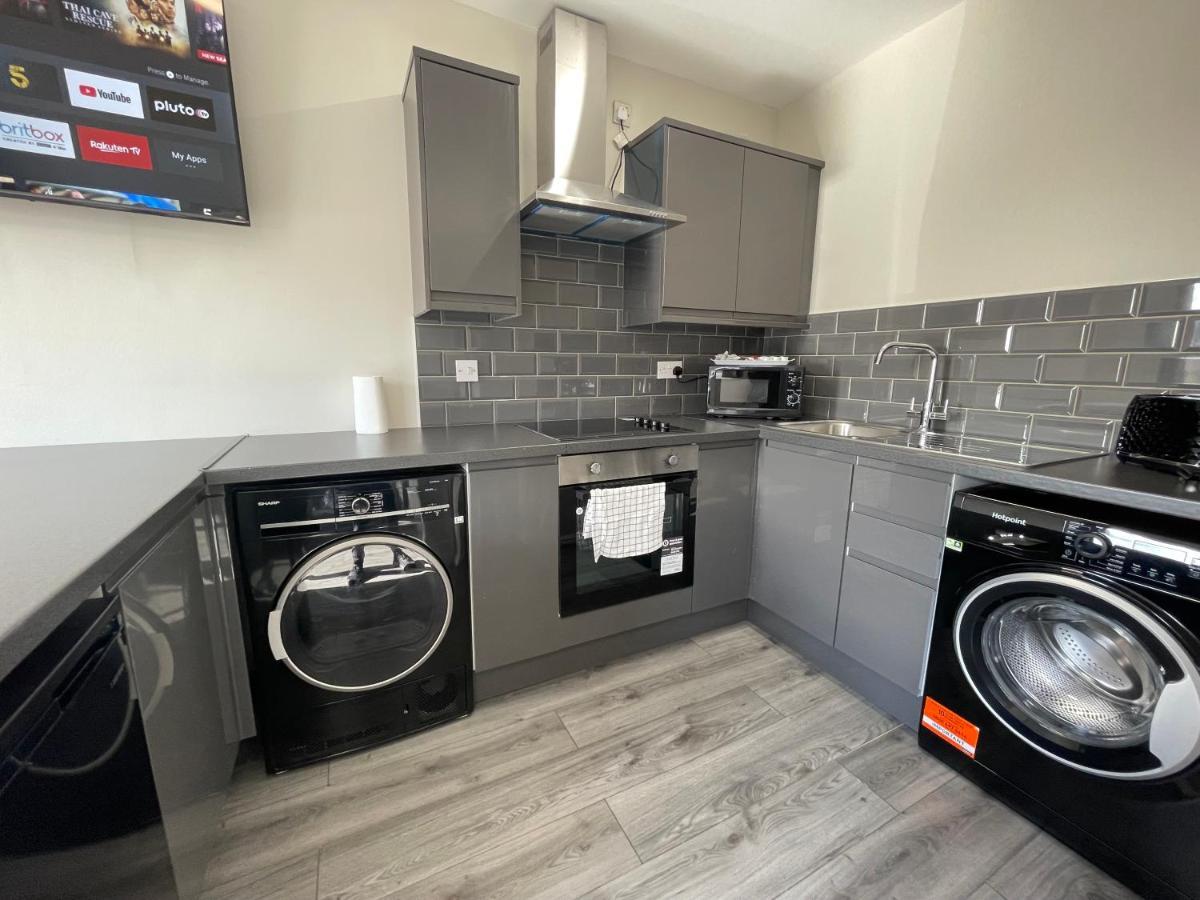 Hosted By Ryan - 1 Bedroom Apartment Liverpool Luaran gambar